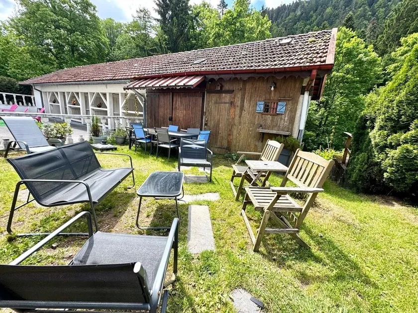 Large charming refuge at the water's edge in Gérardmer. Spa / sauna / Wifi - Image 1