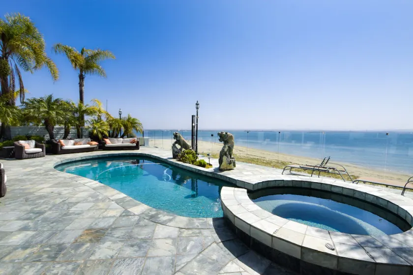 Private Beachfront 4BR Luxury Villa w/ Pool & Spa - Image 1