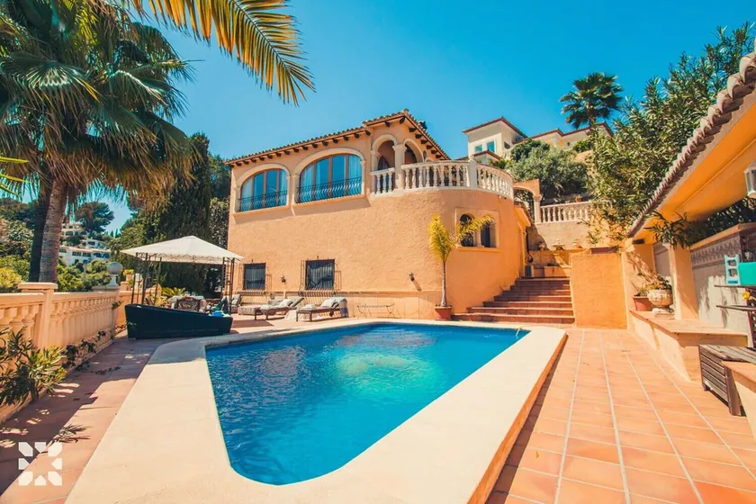 Villa Amelia by Abahana Villas - Image 1