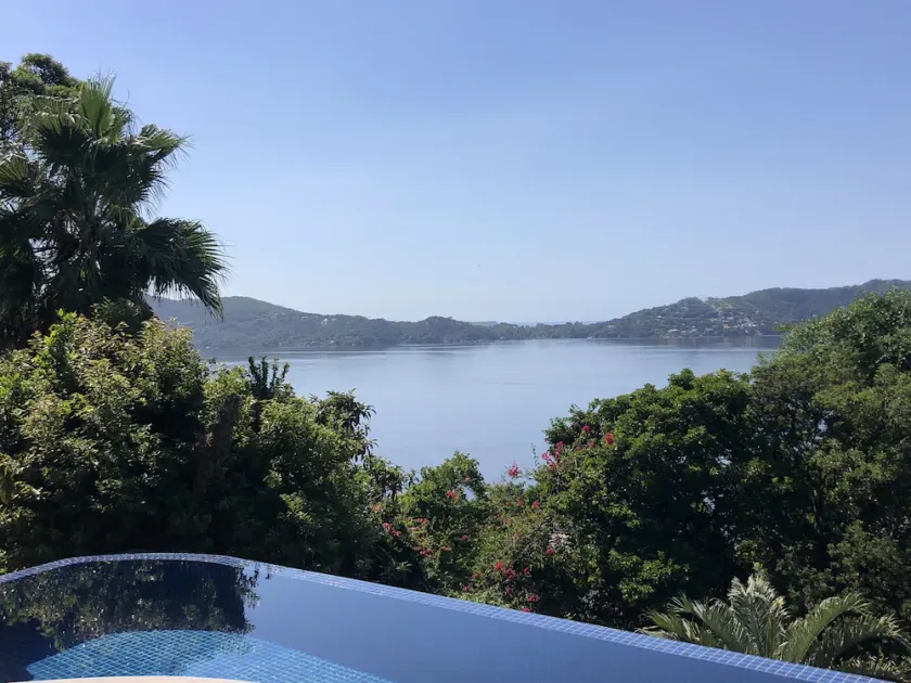 Top House in Lagoa! Luxury retreat with 360-degree views of the lagoon, sea, and Atlantic rainforest. - Image 1