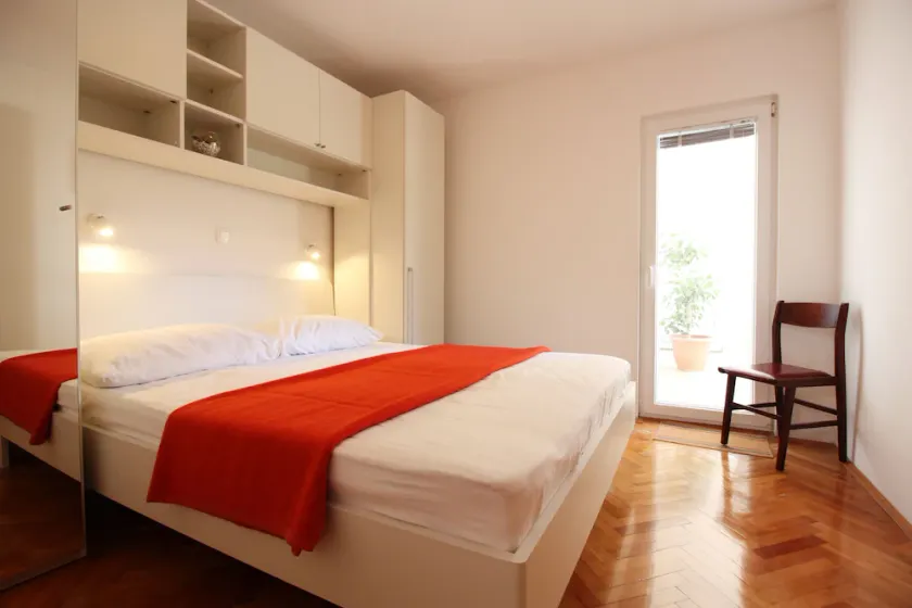 Three bedroom apartment near beach Metajna, Pag (A-6486-f) - Image 1