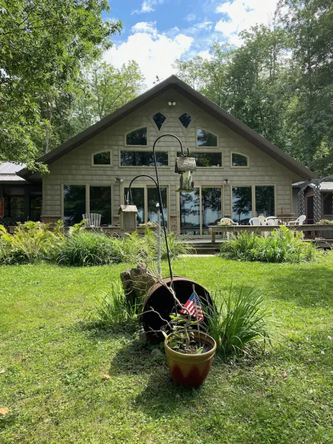 Through the woods to grandma's house on the lake! - Image 1