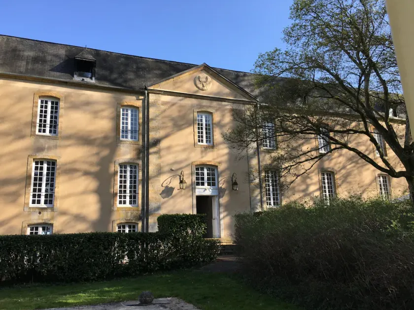Domaine du Château de Chatillon en Bazois Monument Historique - Image 1