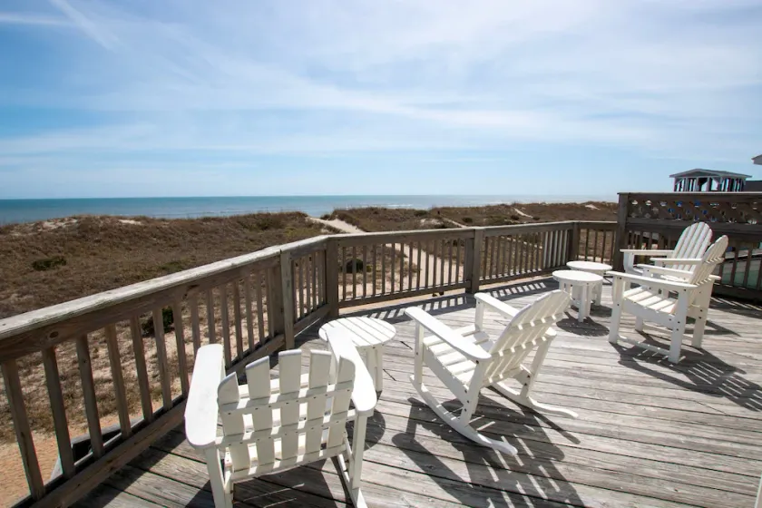 Luxurious Oceanfront, Beach Access, Private Pool, Hot Tub, Elevator, Game Room - Image 1