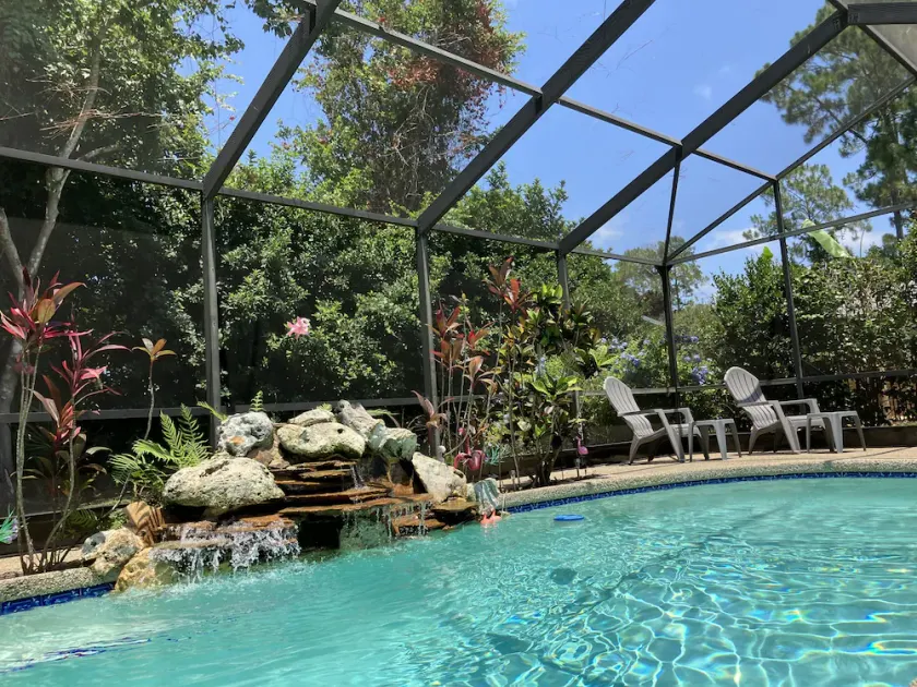 Flamingo 🦩 PRIVATE HEATED POOL House: Short Drive to St Augustine, Daytona Beach - Image 1