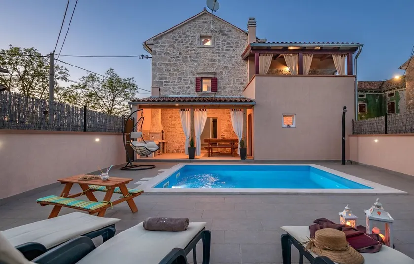 Lovely Home In Orbanici - Image 1