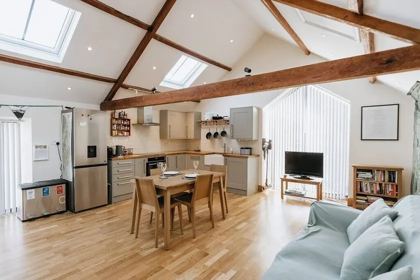 ELM HOUSE BARN - Converted Barn at the gateway to the Lake District National Park - Image 1