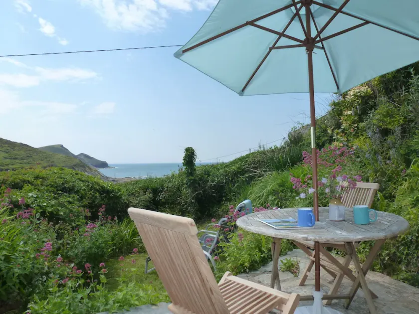 Acogedor chalet con vistas al mar, junto a la playa - Image 1