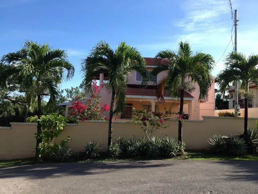 Prime Ocean View Vacation Villa, San-Fernando (Budget-Priced, WIFI,) - Image 1