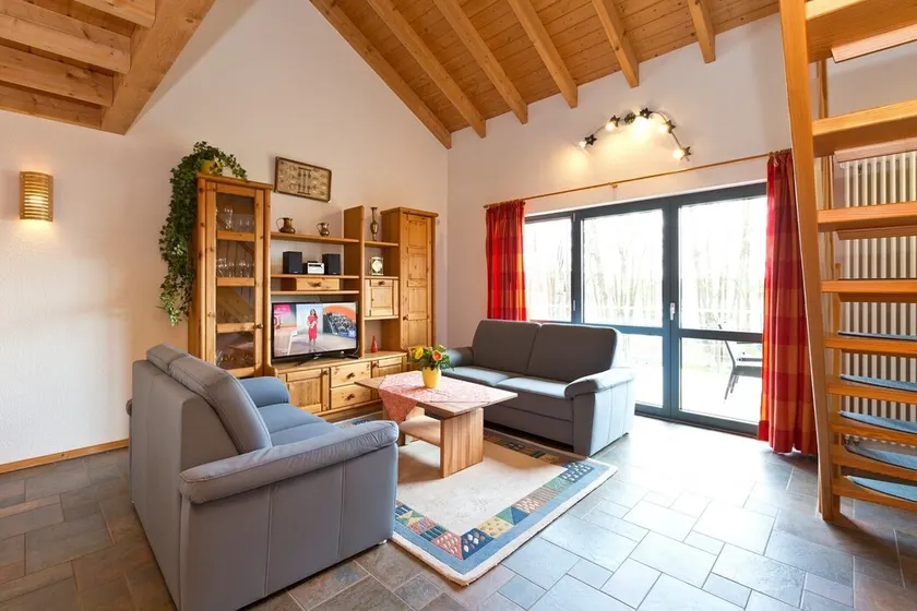 Holiday Apartment 'Maribell Appartement' with Lake View, Rowboat, Balcony and Wi-Fi - Image 1