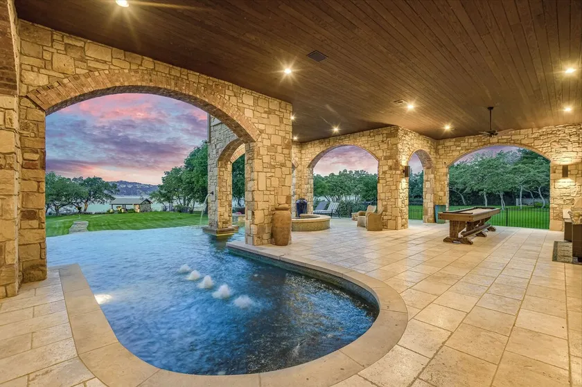 Above Sunset Point I Waterfront I Lake Travis I Pool&Spa I Game Room I Dock - Image 1