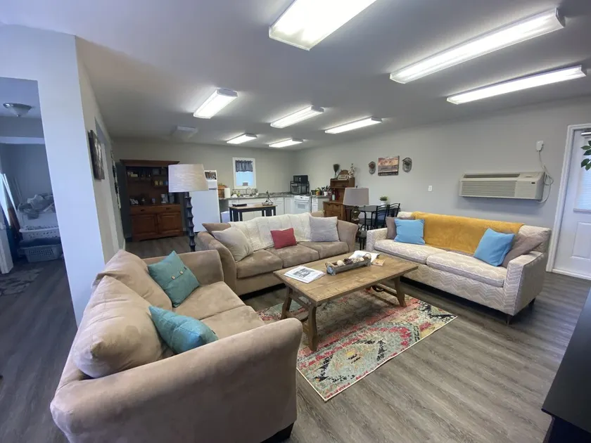 Cozy Cottage, Quiet and Peaceful, Minutes from Lake Guntersville - Image 1