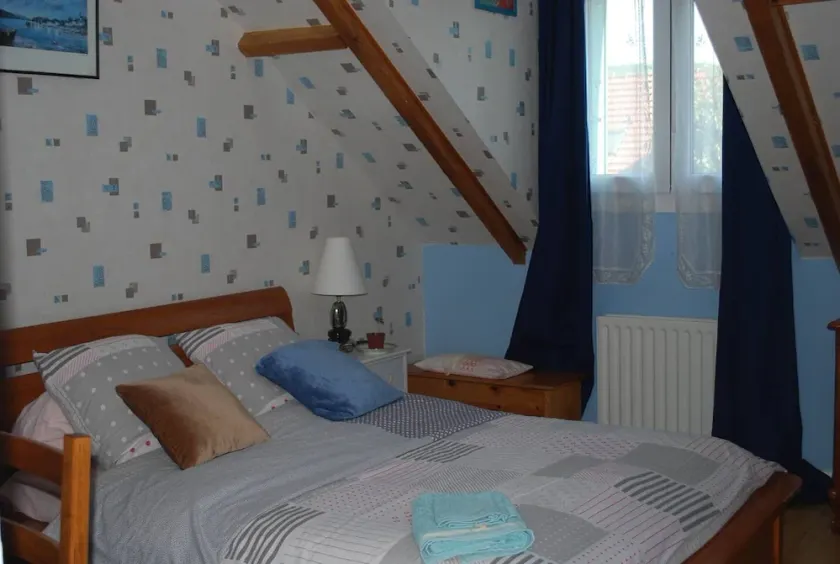 Værelse i et hus fuldt af liv - Image 1