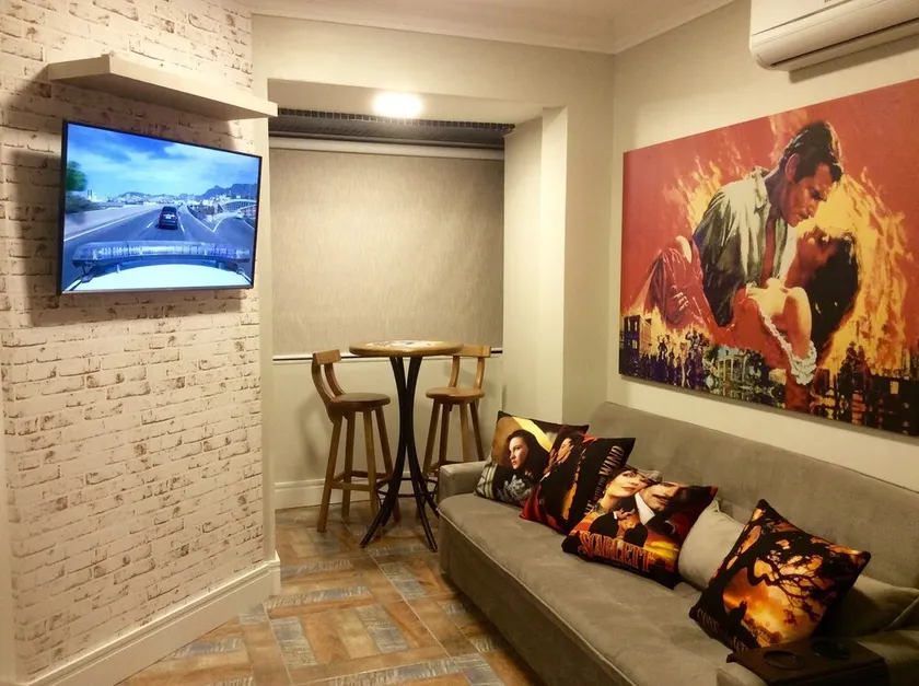 IDEAL FOR FAMILIES AND BUSINESS Central beach, accommodates 4 people. 180 m from the beach - Image 1