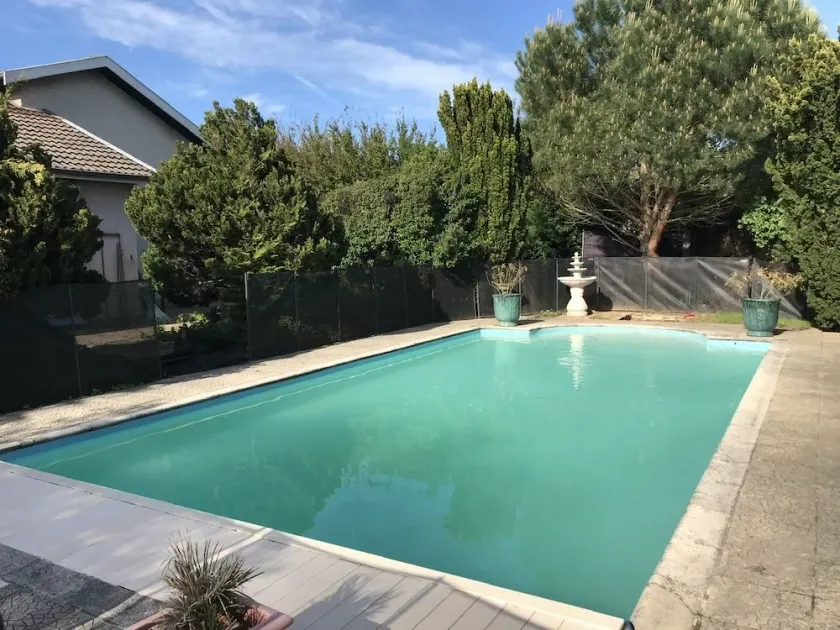 130m2 villa with garden (1000m2) and swimming pool (10x5m) - Image 1