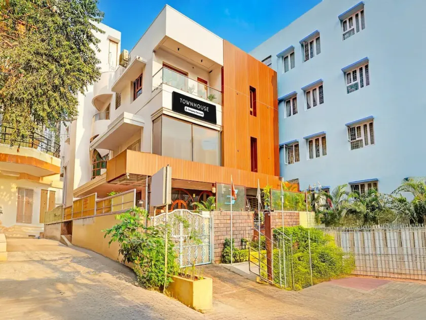 Deluxevijaya Residency - Image 1