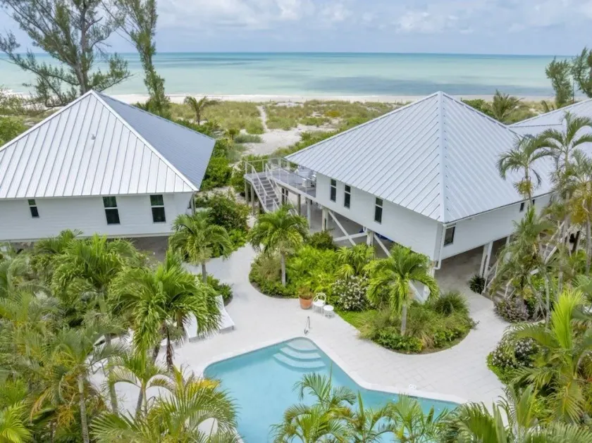 Arcadia-Stunning Gulf Front Beauty! home - Image 1