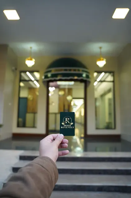 Hotel Rosevelt - Image 1