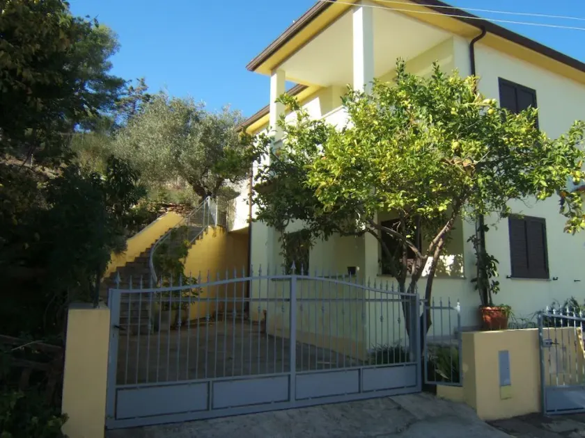 Bright apartment - sea view - a few km from Budoni - Image 1