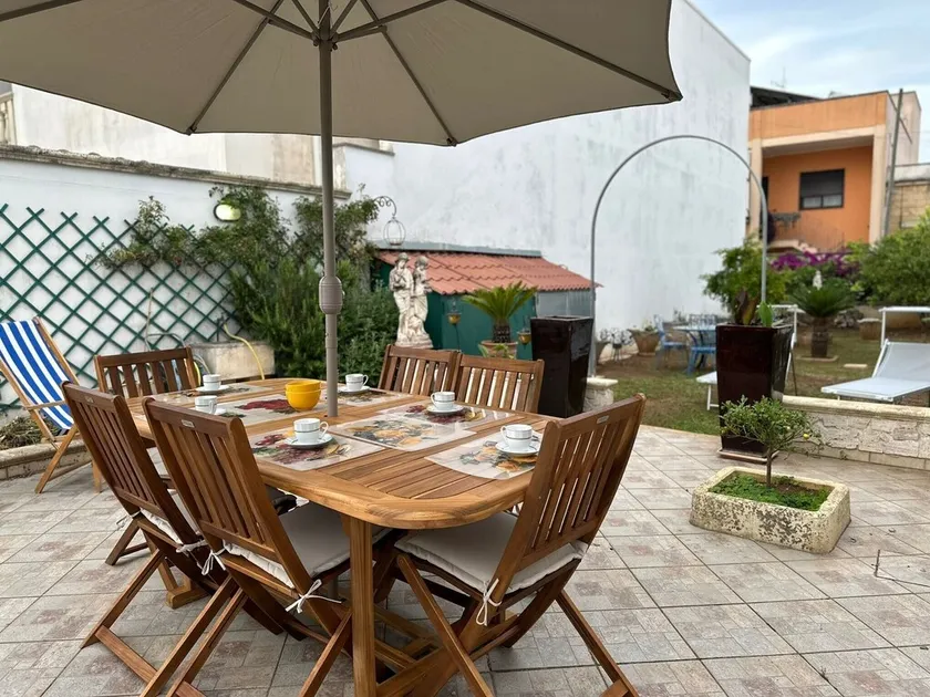 Maison de vacances 'Il Giardino Di Violetta' avec jardin privé et climatisation - Image 1