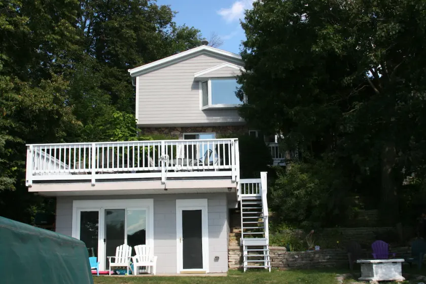 Lakefront Retreat - Private Dock, Fire Pit & Panoramic Sunset Views - Image 1