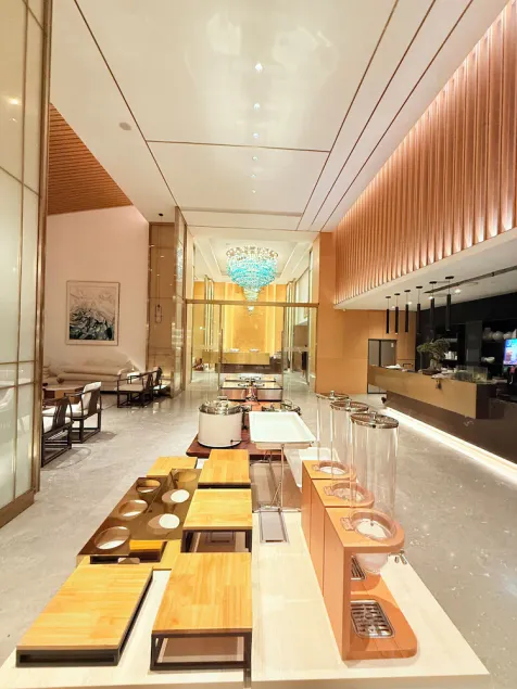 Amanda Hotel - Image 1