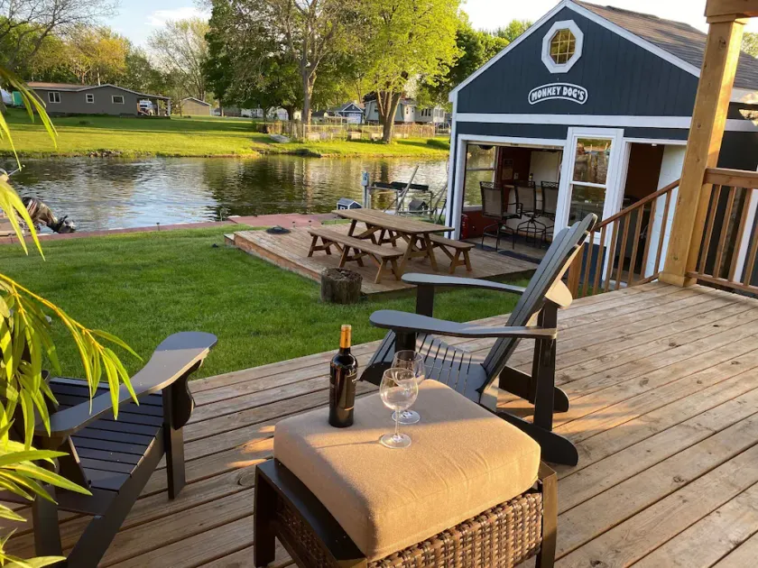 Lake Life Retreat in Decatur Michigan on Lake of the Woods near Sister Lakes - Image 1