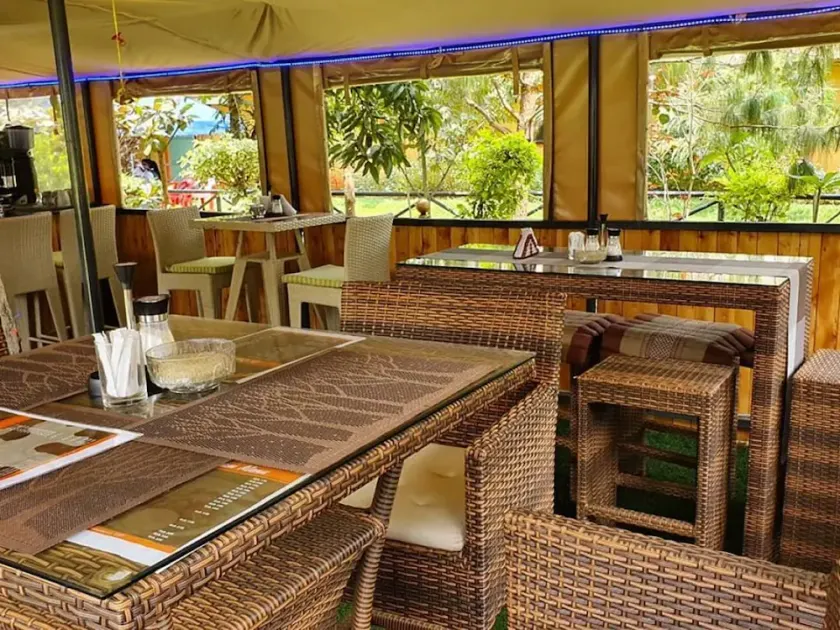 VIP Hotel Madeya - Image 1