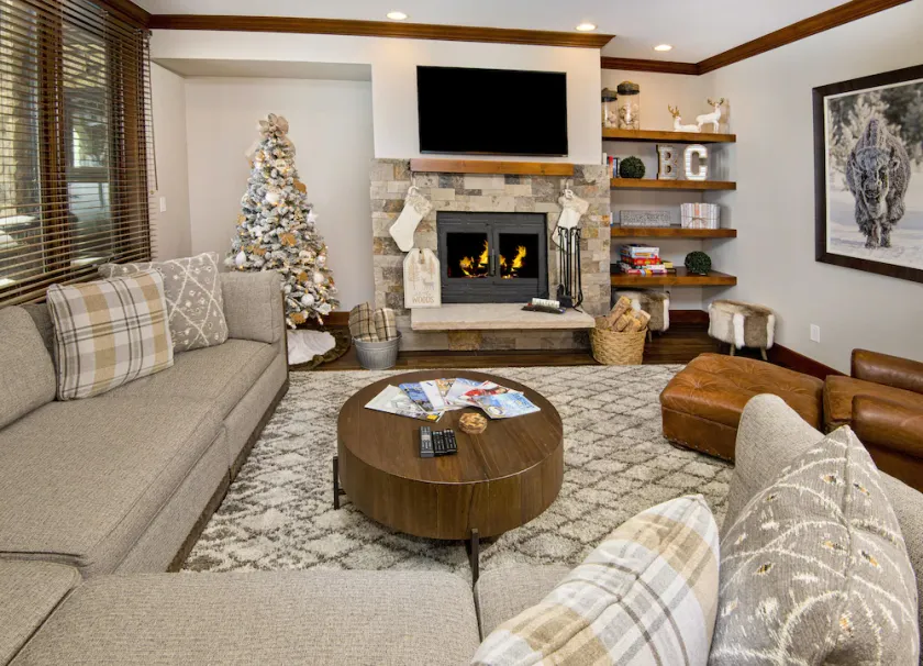 Renovated Ski-in/Ski-Out Condo | Great Location | Hot Tub & Pool - Image 1