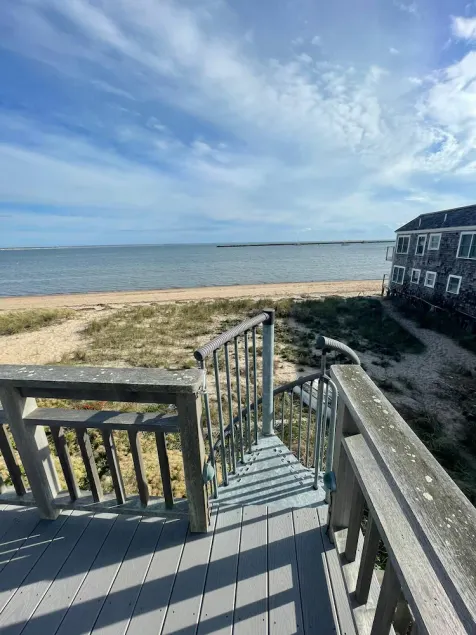 Charming Waterfront Cottage With Parking In Ptown Center - Image 1