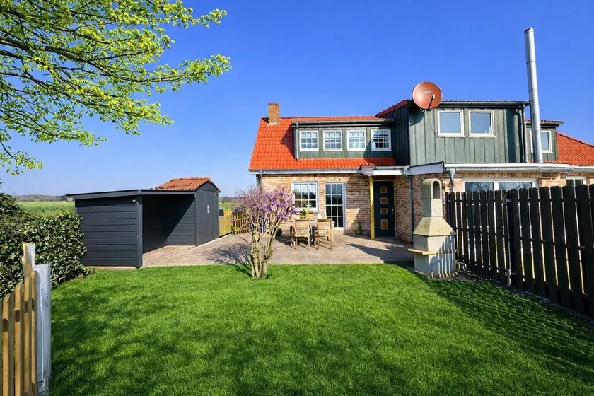Holiday Home \"Huus ant Diek\" with Private Terrace and Wi-Fi - Image 1