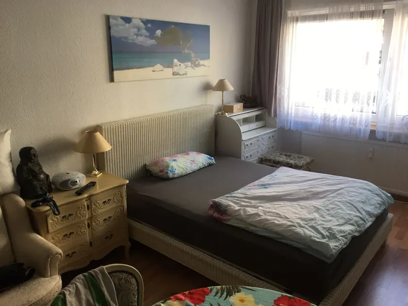 Ottima posizione in pieno centro, ben attrezzato per raggiungere tutto a piedi. - Image 1