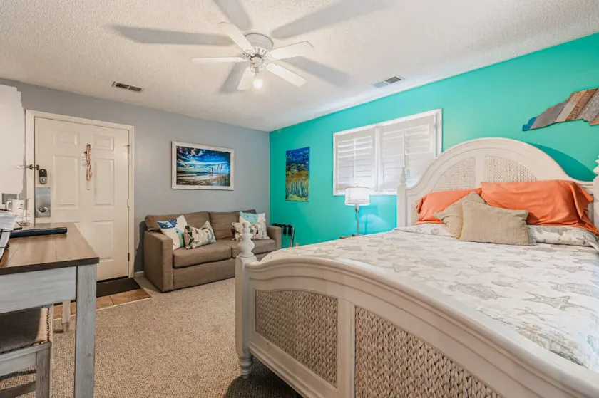 Effy's Sunset Serenity Hideaway - Image 1