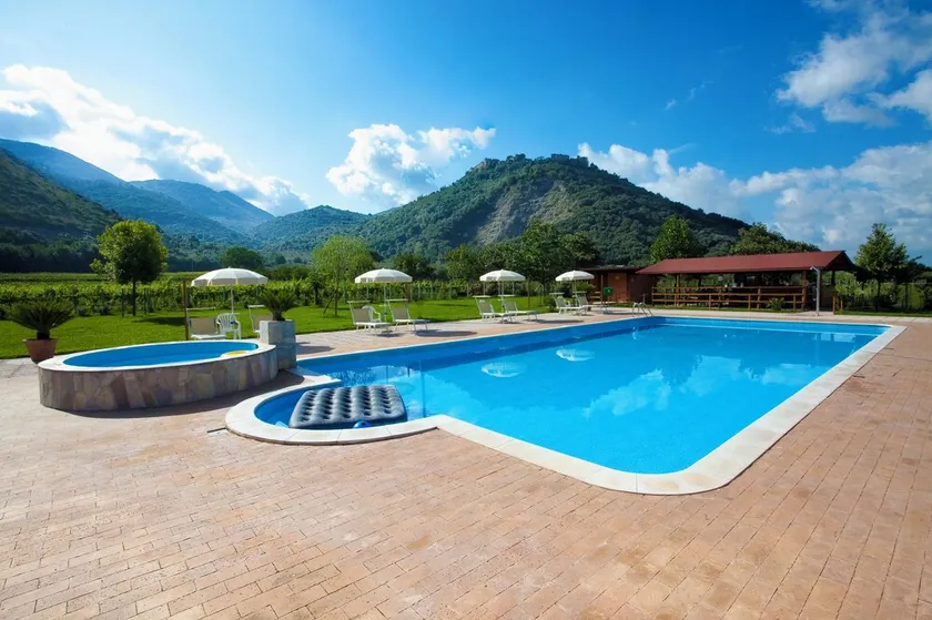 Large apartment in a medieval stone Court, terrace, great view, pool use - Image 1
