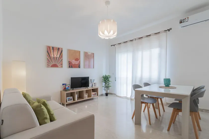 The Sunset Rhome Elegant Suite with Wi-fi - A/C - Image 1