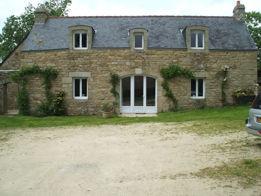 Spacious farmhouse ,wheelchair accessible , close to stunning beaches . - Image 1