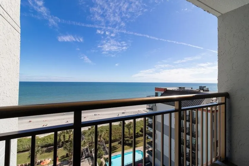 Stunning Oceanfront 3 Bedroom Condo 10th Floor - Image 1