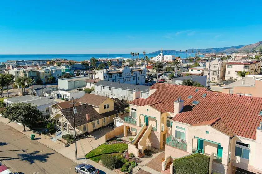 Open for the Summer! Pismo Beach Gem! Enjoy your beach time! 30 plus day rental - Image 1