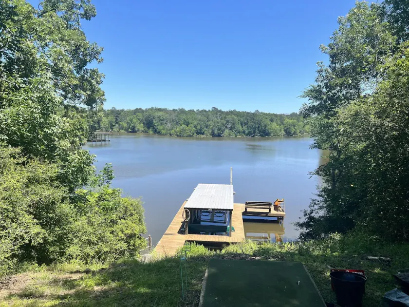 River Front home in Huntsville with gorgeous views! Pet Friendly - Image 1