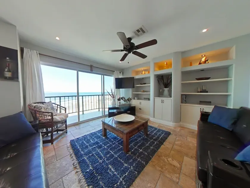 Wow What a View !! Down Town Oceanfront Condo, 24 timers sikkerhed, adgang til stranden - Image 1