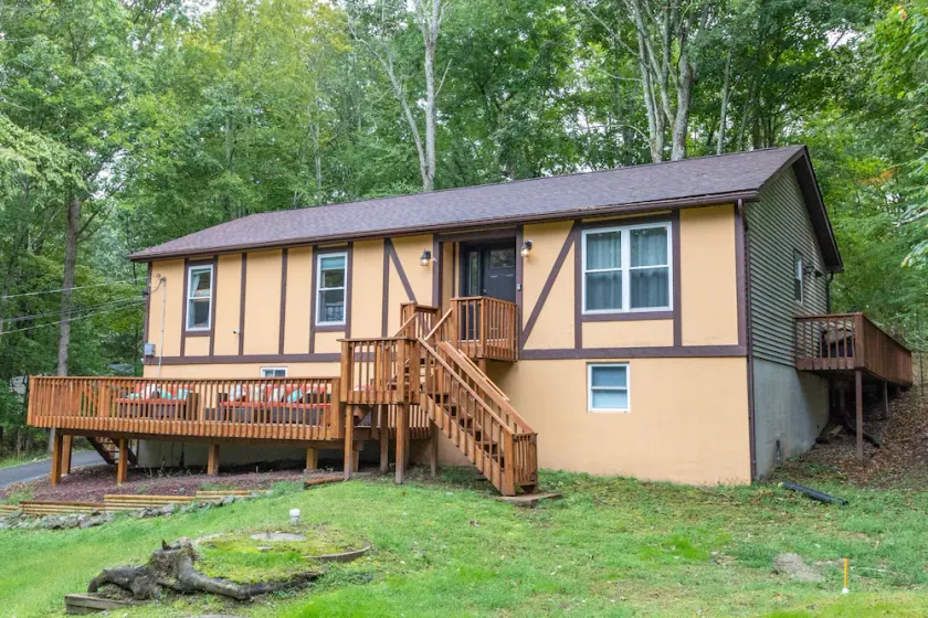 Poconos Retreat w/ Hot Tub & Game Room — Minutes to Bushkill Falls & Shawnee - Image 1