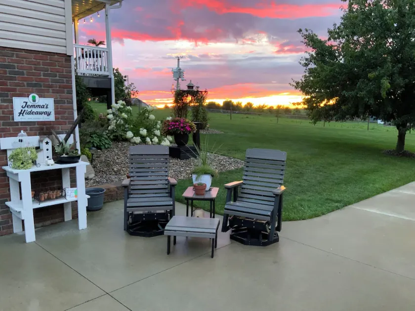 Jemma’s Hideaway in Amish Country - Image 1