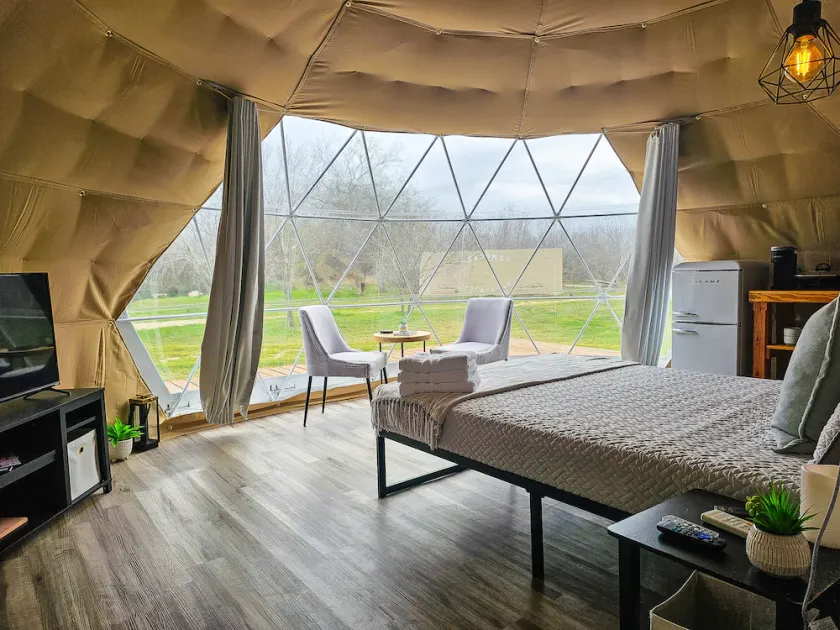 🏕Romantic Country Stay 😍 ♥️ Lake, Telescope  🔭 Peddle Boat, Kayaks - Image 1