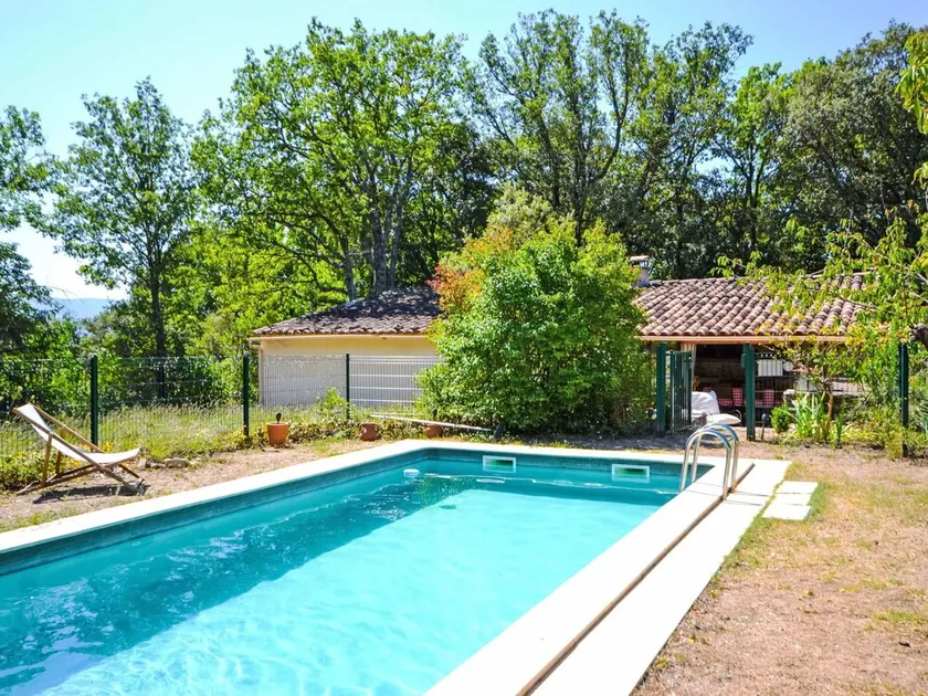 Villa avec barbecue, piscine et terrasse | Vue nature - Image 1