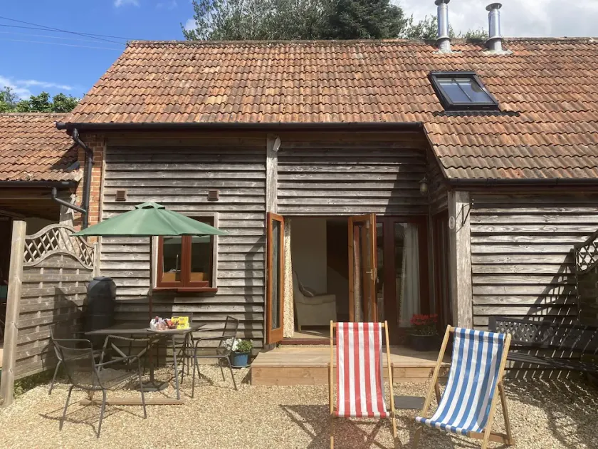 BUTTERCUP COTTAGE  in beautiful Devon countryside. - Image 1