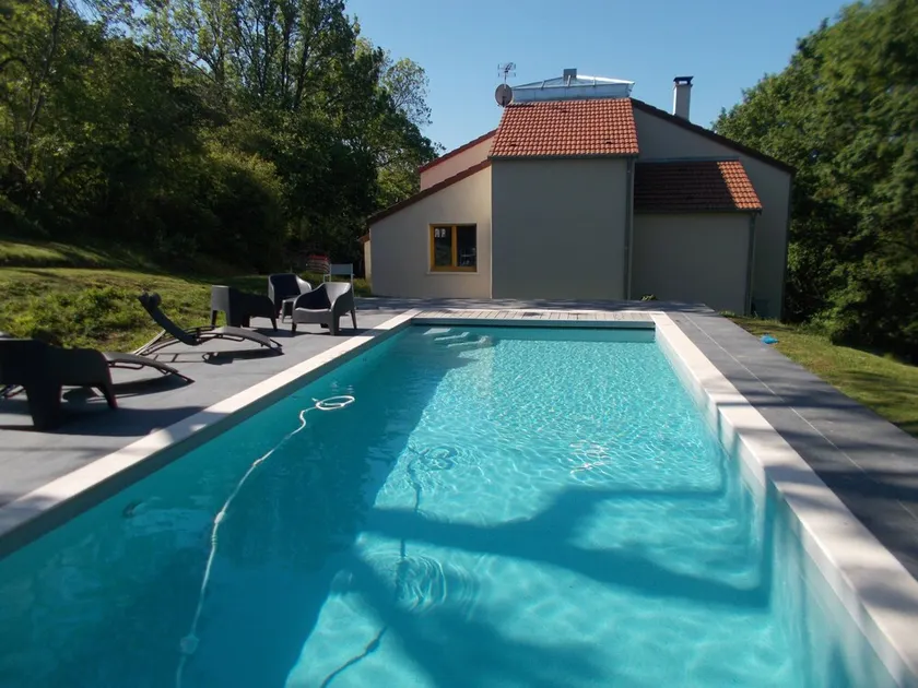 architect-designed house in the countryside with private pool near Beaune - Image 1