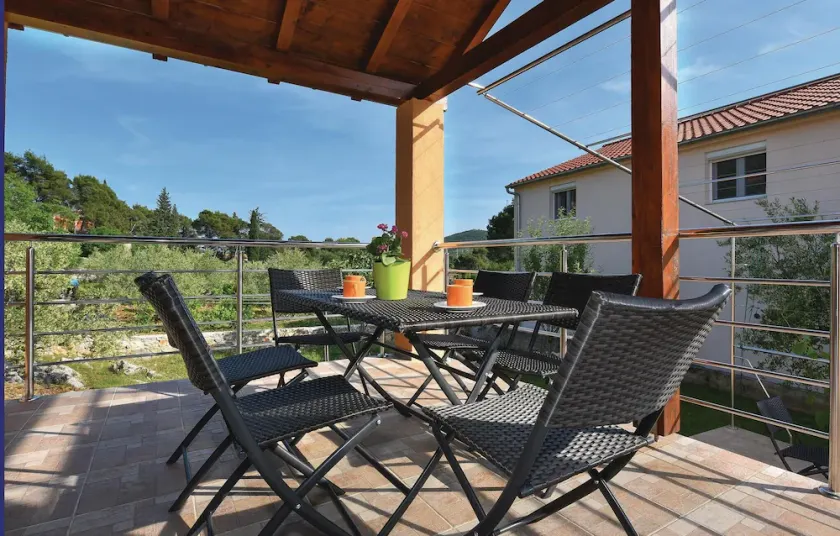 Three-Bedroom Holiday Home In Sibenik - Image 1