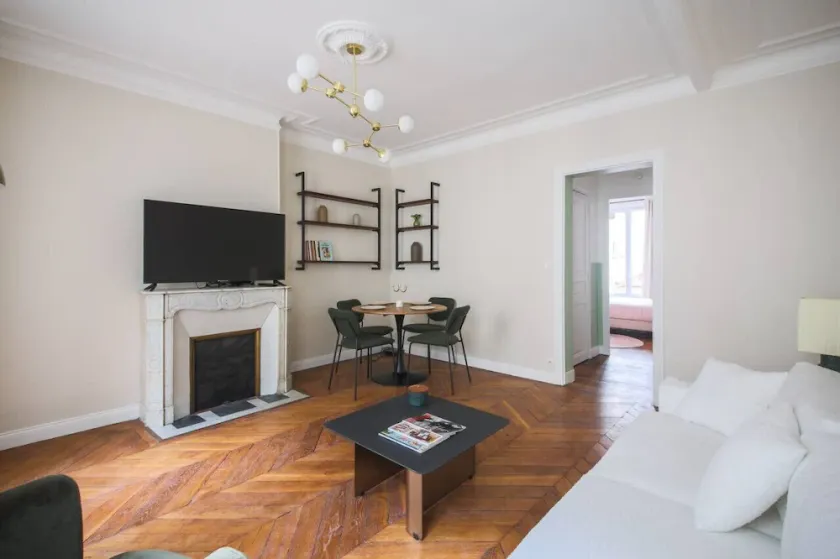 2#Appart 6Pers#2 Chambres#Commerce#FullEquipped#AC - Image 1