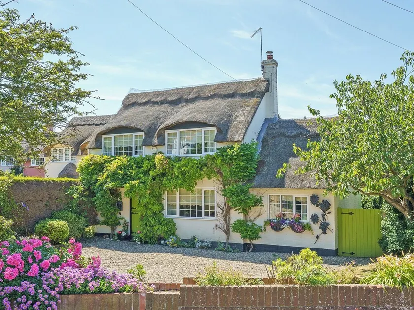 Captain's Cottage - 27888 - Image 1