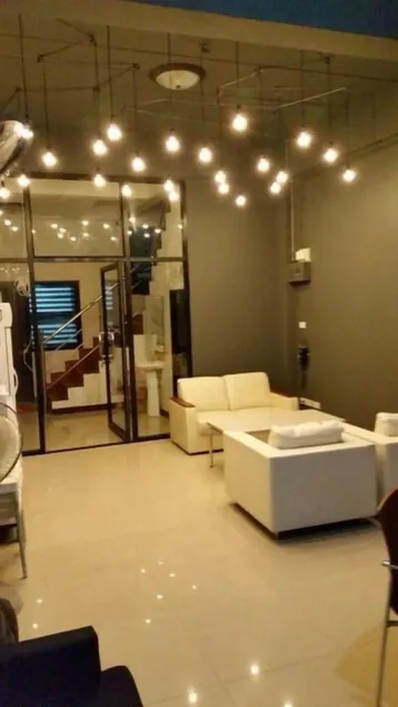 Chiang Mai Gate Capsule Hostel - Image 1